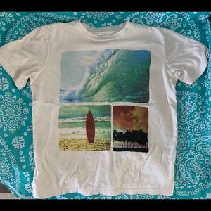 Aeropostale beach themed shirt